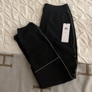 Alo Yoga Torrent Track Sweatpants